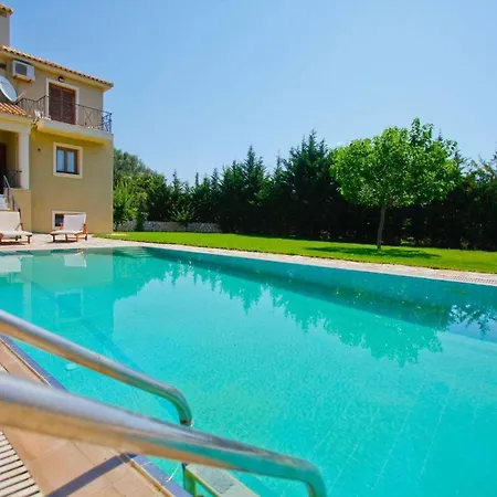 Kefalonia Sunshine Villa *